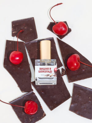 Вишня в шоколаді